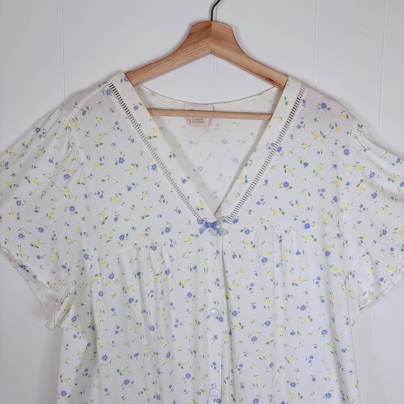 Vintage Carriage Court Nightgown  2X Cottagecore Floral Lace Trim‎ Sleepwear - Picture 2 of 11